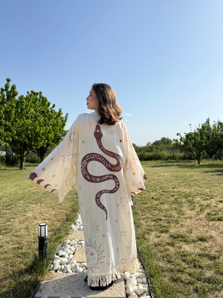 Minimal Desenli Püsküllü Kimono